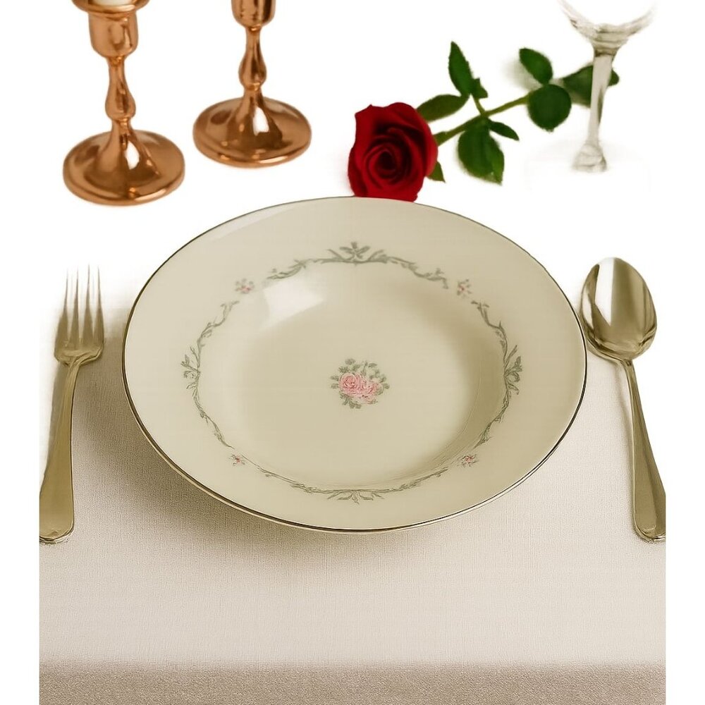 Signature Collection Fine China  Coupe Soup Bowl 7 5/8" Petite Bouquet Select